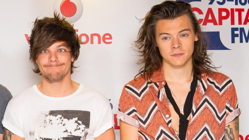 One Directions Louis Tomlinson Responds To Harry Styles Gay Fan Fiction 