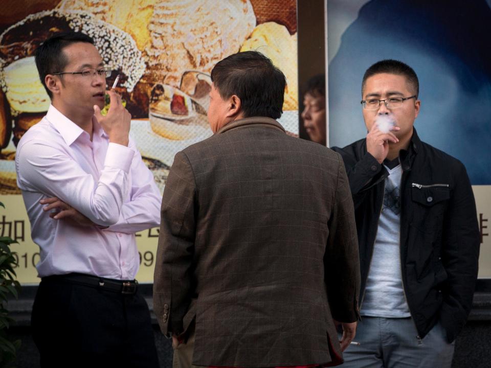 men smoking china