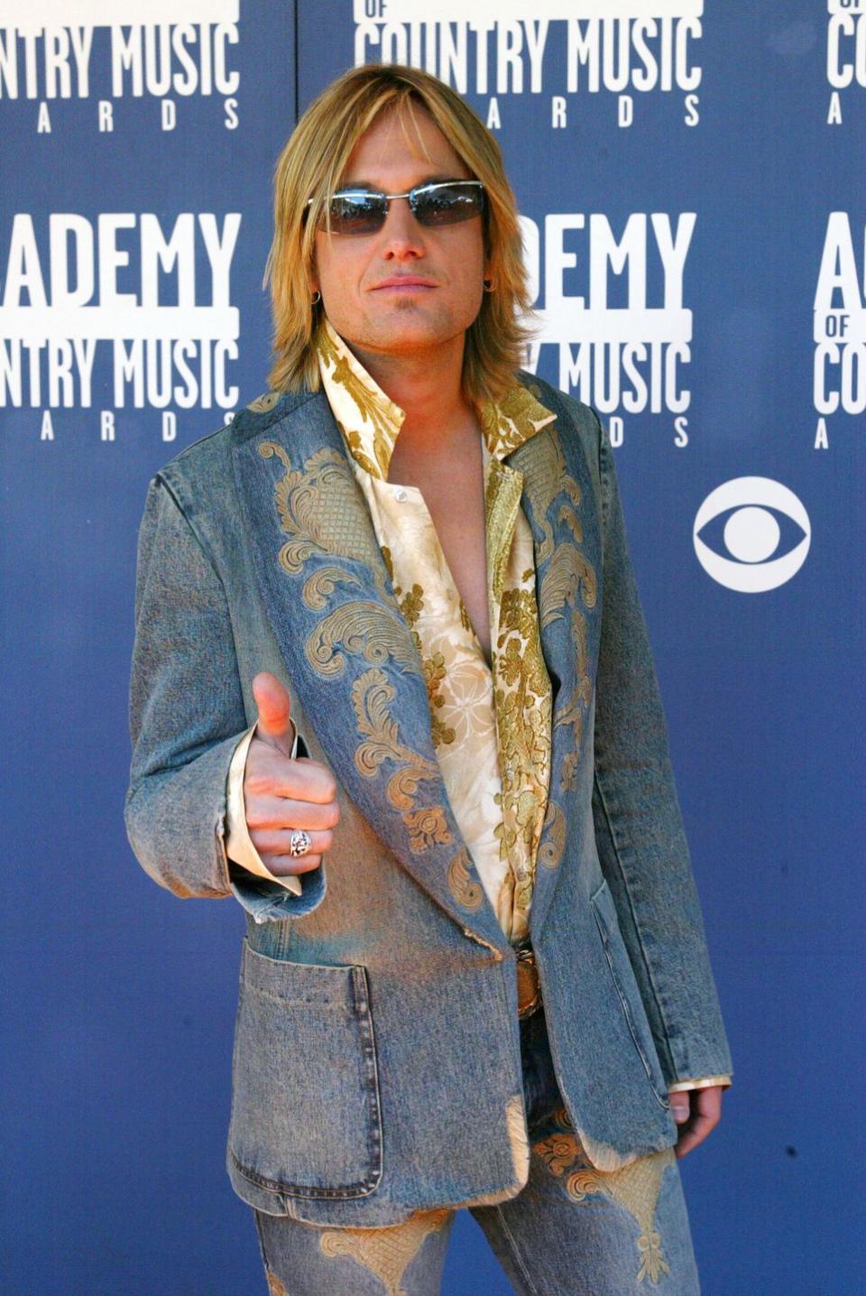 Keith Urban, 2002