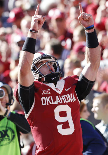 Oklahoma Sooners quarterback Trevor Knight (9) celebrates a touchdown during the first half against the Baylor Bears . (Kevin Jairaj-USA TODAY Sports)