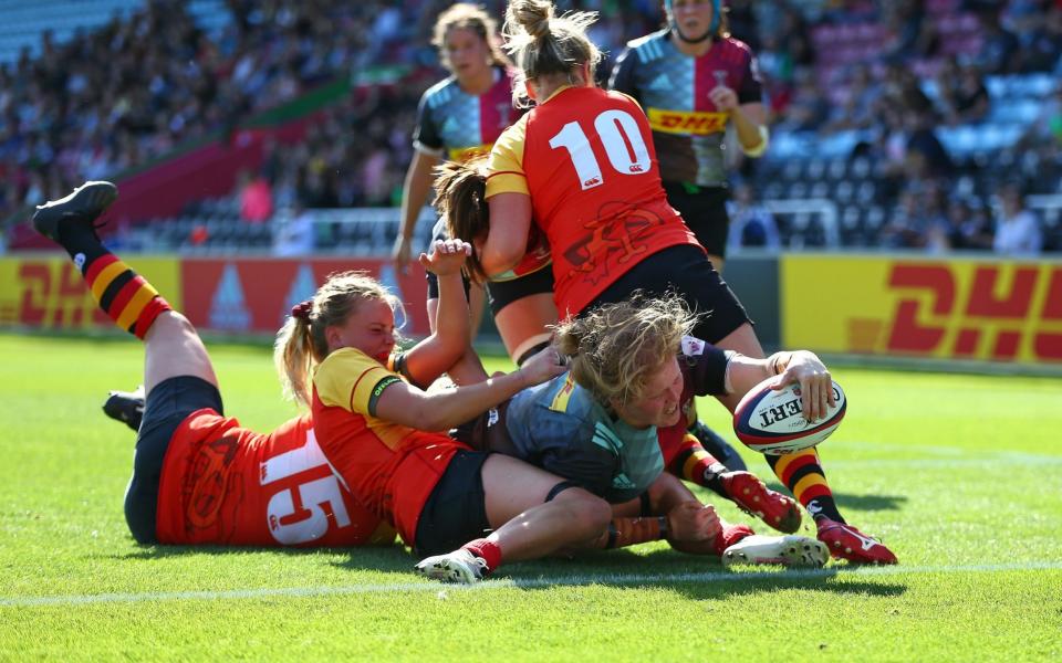 Leah Lyons of Harlequins Women scores a try during the Tyrells Premier 15s match between Harlequins Women and Richmond Women - GETTY IMAGES