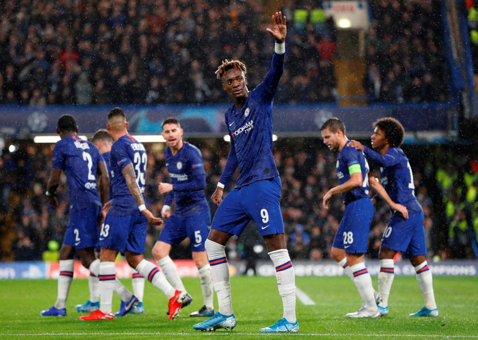 A first-half goal by Tammy Abraham (9) helped Chelsea beat Lille and qualify for knockout stage of the UEFA Champions League. (Reuters/Paul Childs)