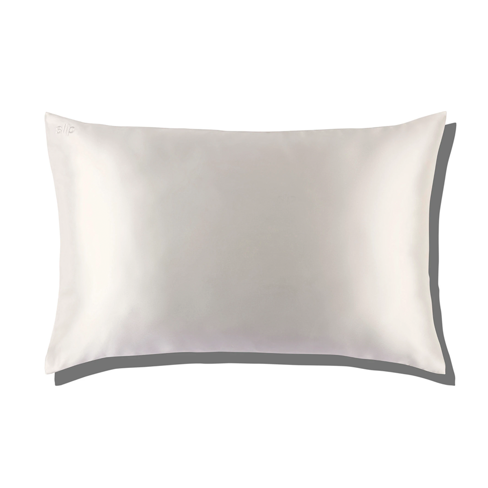 <p><a href="https://go.redirectingat.com?id=74968X1596630&url=https%3A%2F%2Fwww.nordstrom.com%2Fs%2Fslip-pure-silk-pillowcase%2F4186794&sref=https%3A%2F%2Fwww.harpersbazaar.com%2Fbeauty%2Fskin-care%2Fg40154379%2Fbest-silk-pillowcases-for-skin%2F" rel="nofollow noopener" target="_blank" data-ylk="slk:Shop Now;elm:context_link;itc:0;sec:content-canvas" class="link rapid-noclick-resp">Shop Now</a></p><p>Pure Silk Pillowcase </p><p>nordstrom.com</p><p>$89.00</p><span class="copyright">Nordstrom</span>