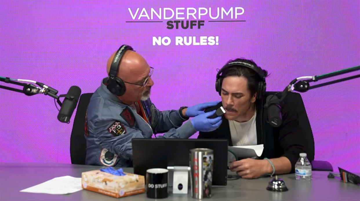 Tom Sandoval Gets His Mustache Shaved Live by Howie Mandel