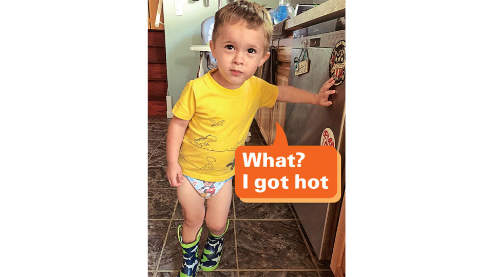 Funny photos: Boy not wearing pants with caption, 