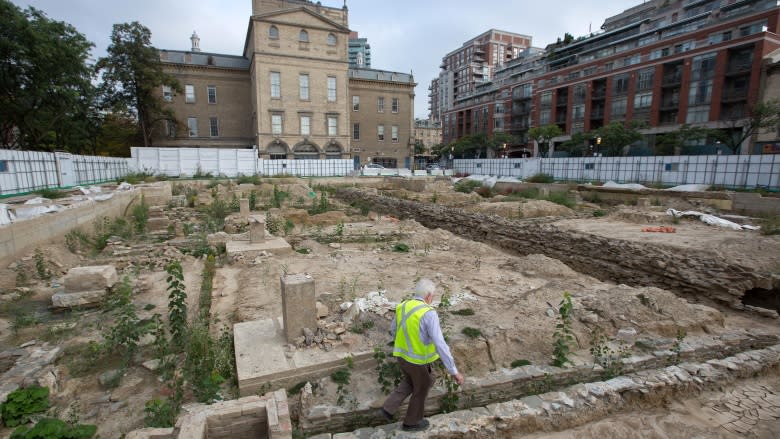 Displaying St. Lawrence Market's 1831 drain could cost city $2M