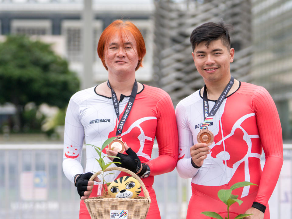 Singapore para-cyclist Steve Tee (left) and his pilot Ang Kee Meng, both of whom will be taking part at the Tokyo Paralympics. (PHOTO: Dyan Tjhia/SportSG)