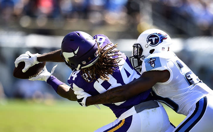 Sep 11, 2016; Nashville, TN, USA; Minnesota Vikings wide receiver Cordarrelle Patterson catches a pass in front of Tennessee Titans cornerback Perrish Cox at Nissan Stadium.