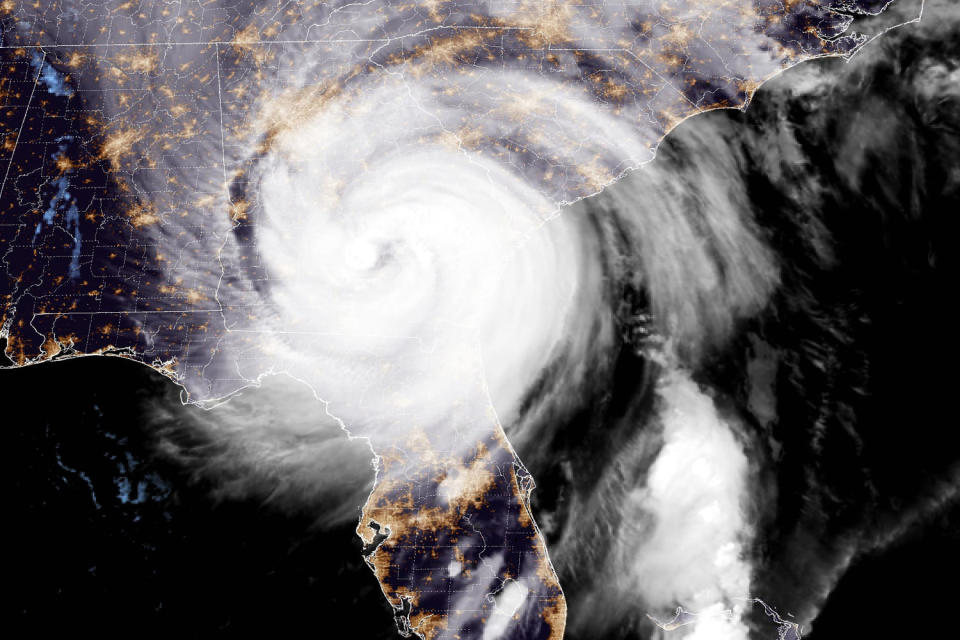 Hurrikan Helene trifft im Norden Floridas auf Land (NOAA)