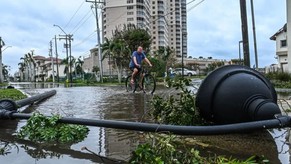 Destrozos en Florida causados por Ian