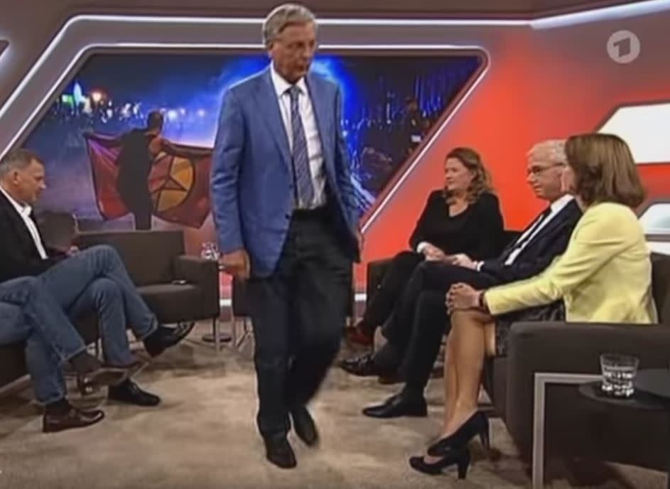 <p>Eklat bei “Maischberger”: In der Sendung zum G20-Gipfel in Hamburg geriet Wolfgang Bosbach mit Sozialwissenschaftlerin Jutta Ditfurth aneinander – bis es ihm reichte und er das Studio verließ. (Bild-Copyright: Screenshot/Youtube) </p>