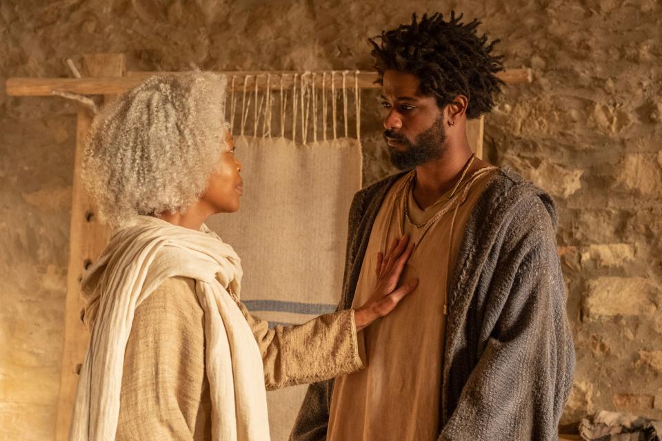 The Virgin Mary (Alfre Woodard) converses with Clarence (LaKeith Stanfield) in "The Book of Clarence."