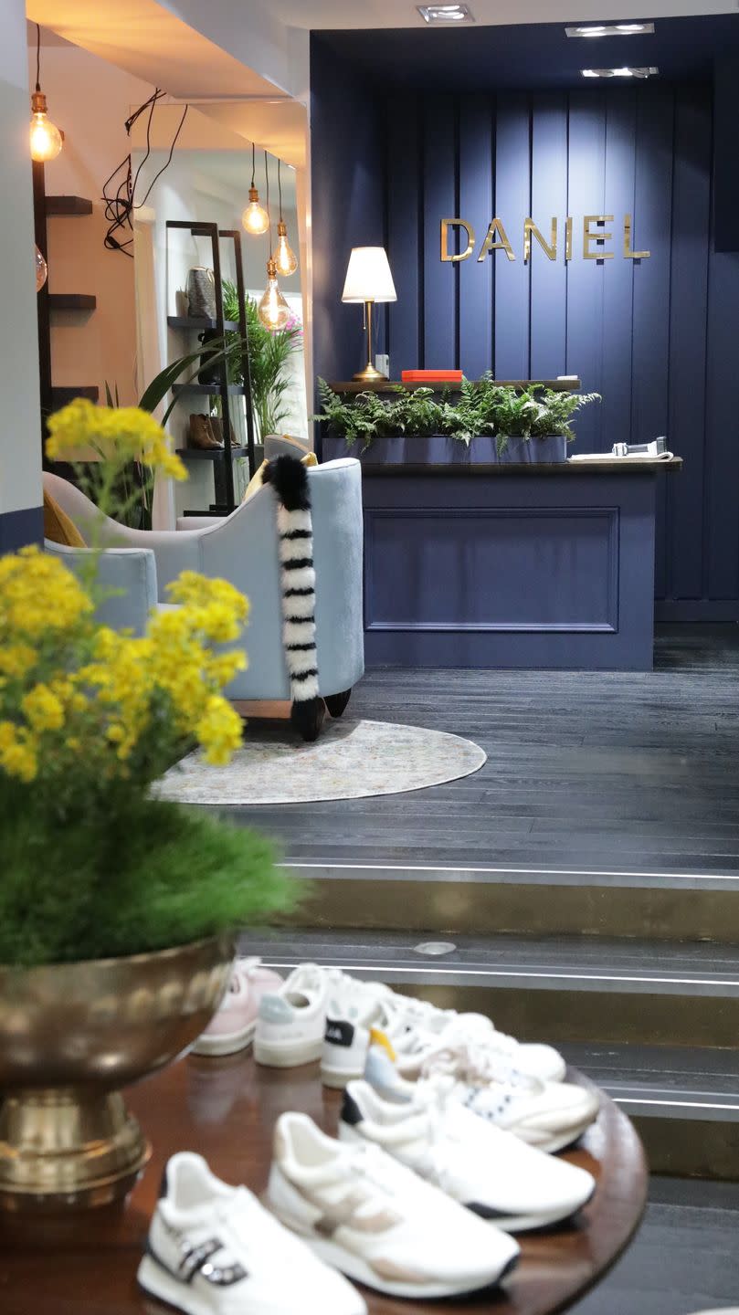 interior design masters series 4, ry's shoe shop makeover