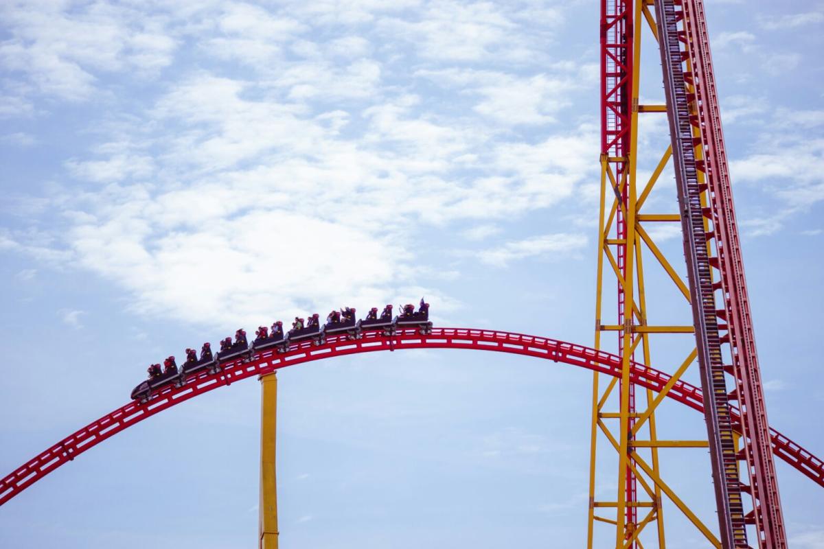 RecordBreaking ‘Tallest And Longest’ Launched Wing Roller Coaster