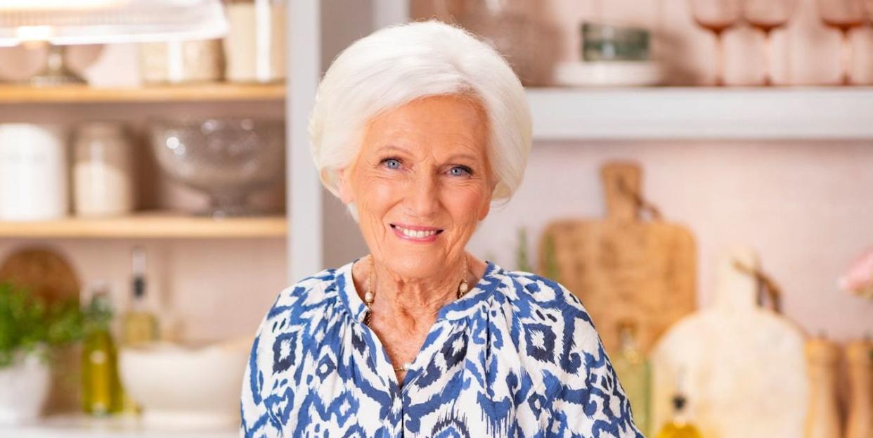 mary berry, mary makes it easy