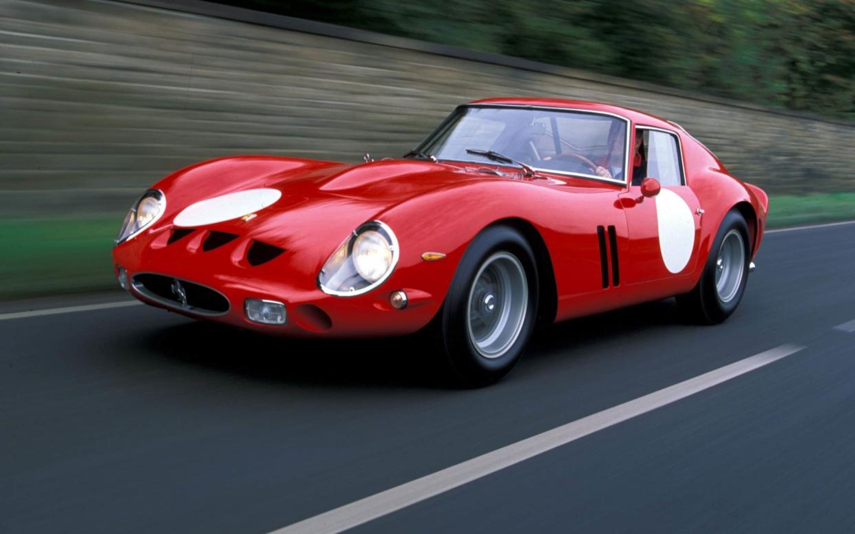 A Ferrari 250 GTO is put through its paces - Alamy