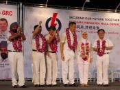 (L-R) PAP candidates for Ang Mo Kio GRC are Mr Inderjit Singh, Mr Yeo Guat Kwang, Mr Ang Hin Kee, Mr Lee Hsien Loong, Dr Intan Mokhtar, Mr Seng Han Thong. (Yahoo! photo/ Fann Sim)