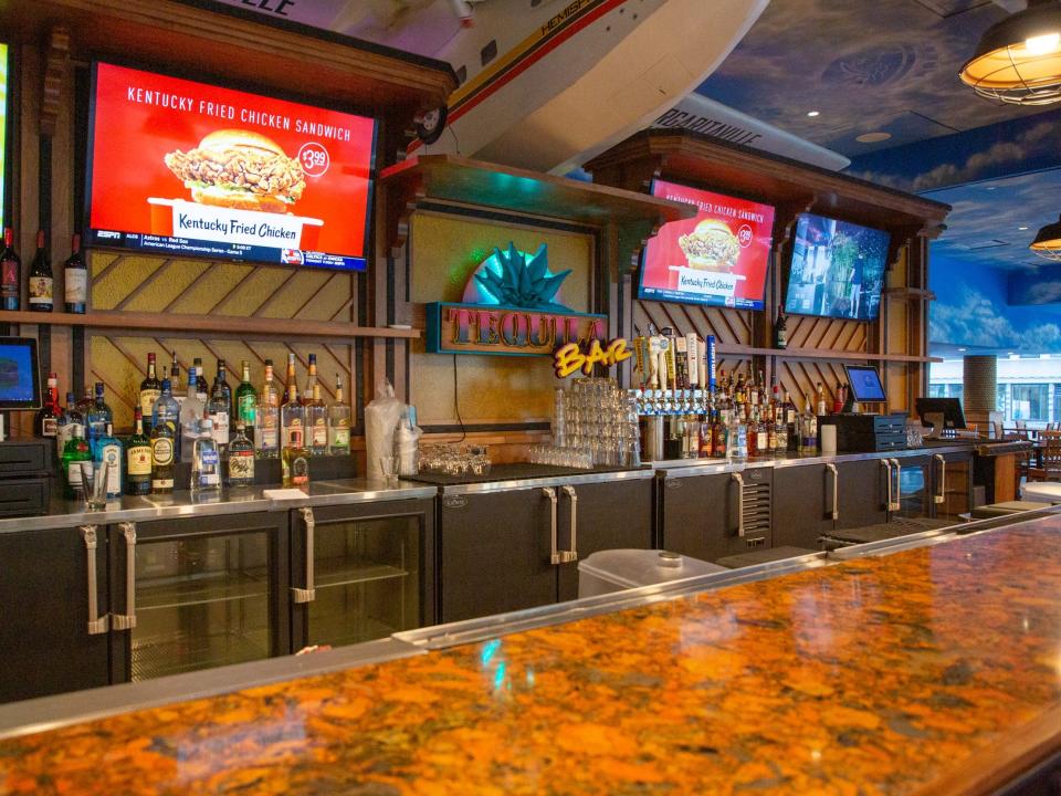 an empty bar at the Margaritaville Restaurant