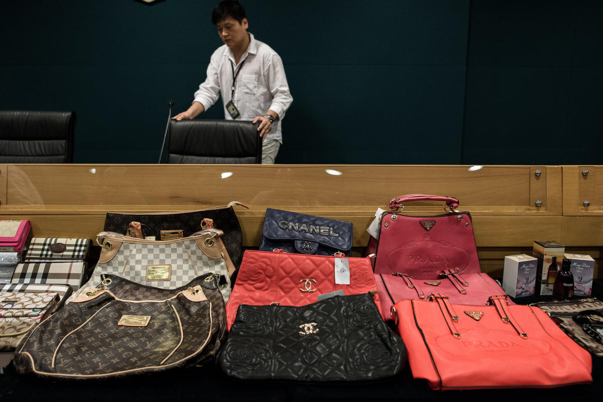 From Gucci to Louis Vuitton, New York's fake luxury goods highlight a  rising counterfeit market