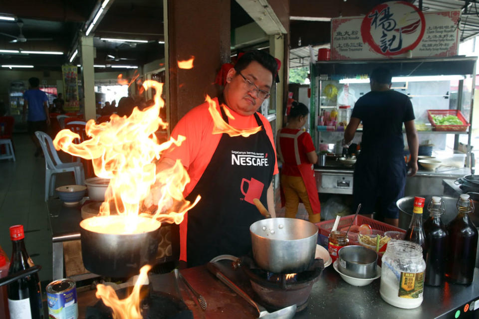 Each bowl of noodles is cooked in individual pots upon order by Gary.