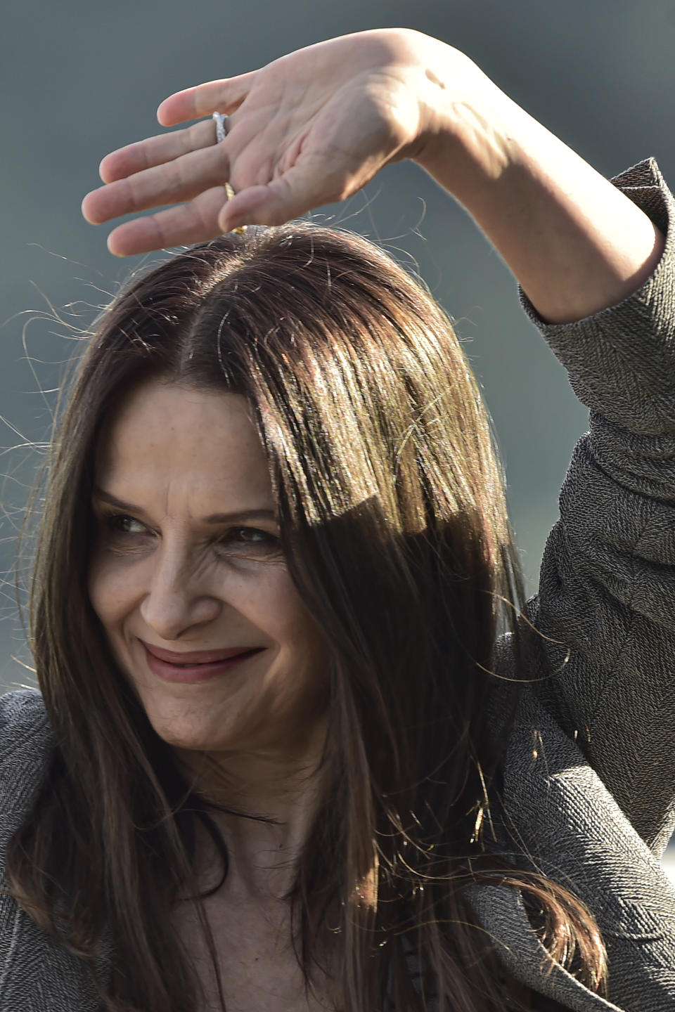 La actriz francesa Juliette Binoche posa durante una sesión fotográfica en la 70ª edición del Festival de Cine de San Sebastián en San Sebastián, España, el domingo 18 de septiembre de 2022. Binoche recibirá el Premio Donostia del festival por su trayectoria. (Foto AP/Álvaro Barrientos)