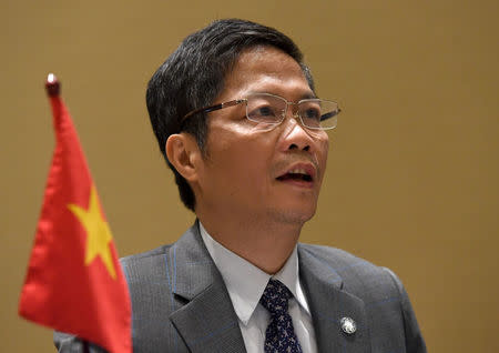 Vietnam's Minister of Trade and Industry Tran Tuan Anh speaks during a press conference following the meeting TPP11, a gathering of Tran-Pacific Pact member countries, held on the sideline of the Asia-Pacific Economic Cooperation (APEC) Meeting being held in Hanoi on May 21, 2017. REUTERS/Hoang Dinh Nam/Pool