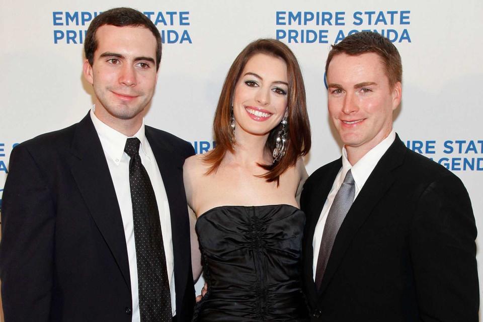 <p>Charles Eshelman/FilmMagic</p> Actress Anne Hathaway (C) with her brothers Thomas Hathaway (L) and Michael Hathaway (R) attend the 18th Annual Empire State Pride Agenda Fall Dinner at the Sheraton New York Hotel & Towers on October 22, 2009