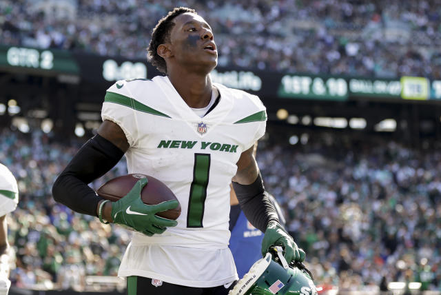 New York Jets cornerback Sauce Gardner (1) in action against the Baltimore  Ravens during an NFL football game, Sunday, Sep.11, 2022, in East  Rutherford, N.J.. (AP Photo/Rich Schultz Stock Photo - Alamy