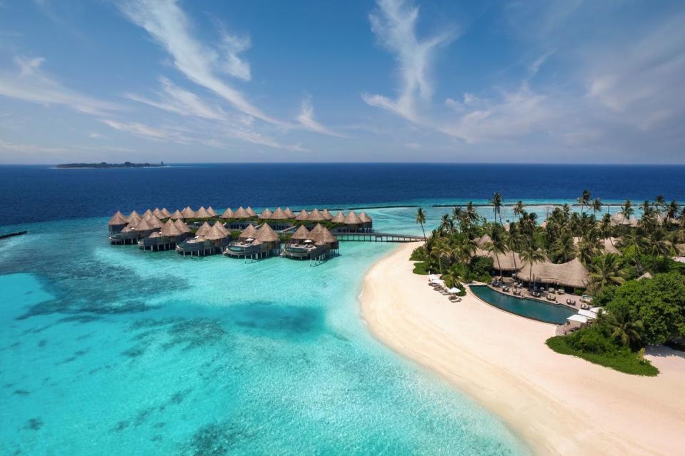 best hotels in the maldives