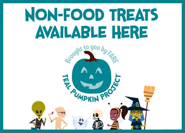 <p>Food Allergy Research & Education</p> Teal Pumpkin Project flyer