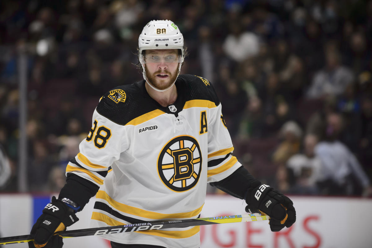 David Pastrnak of the Boston Bruins warms up prior to the 2019