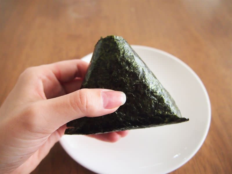 ▲麻油雞口味的飯糰是眾人心目中最好吃的品項。（示意圖／photo AC）