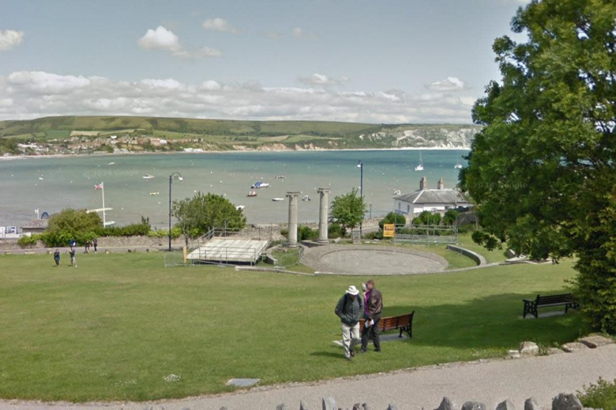 Teenager stabbed in disturbance <i>(Image: Google Maps/Street View)</i>