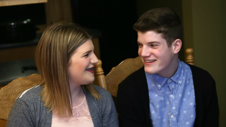 Sibling love: Children's Wish teen picks trip for whole family