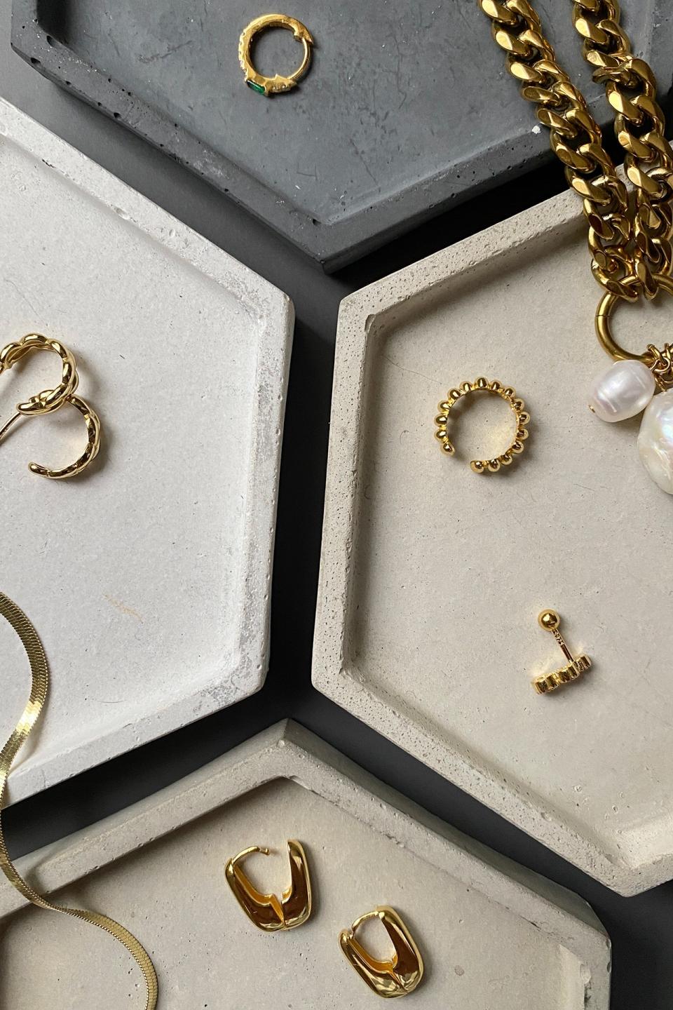 Tarnish-Free and Water-Resistant Jewellery by Áureo London