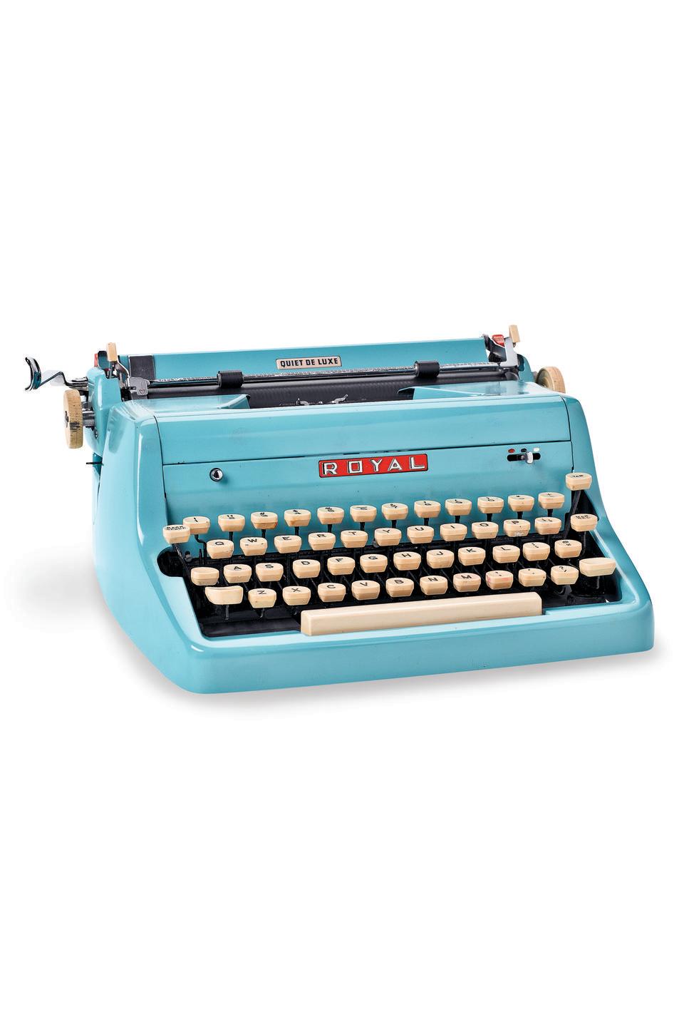 1950s Royal Typewriter Quiet de Luxe