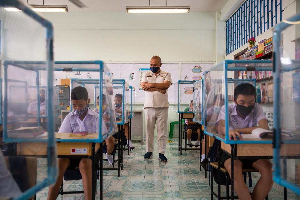 Un cours dispensé dans une école de Bangkok