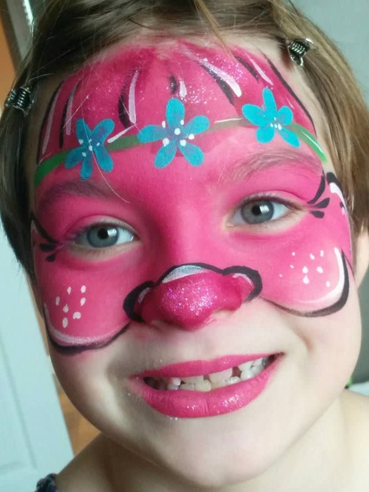 'Trolls' Face Paint