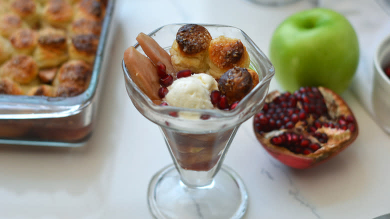 cobbler with ice cream