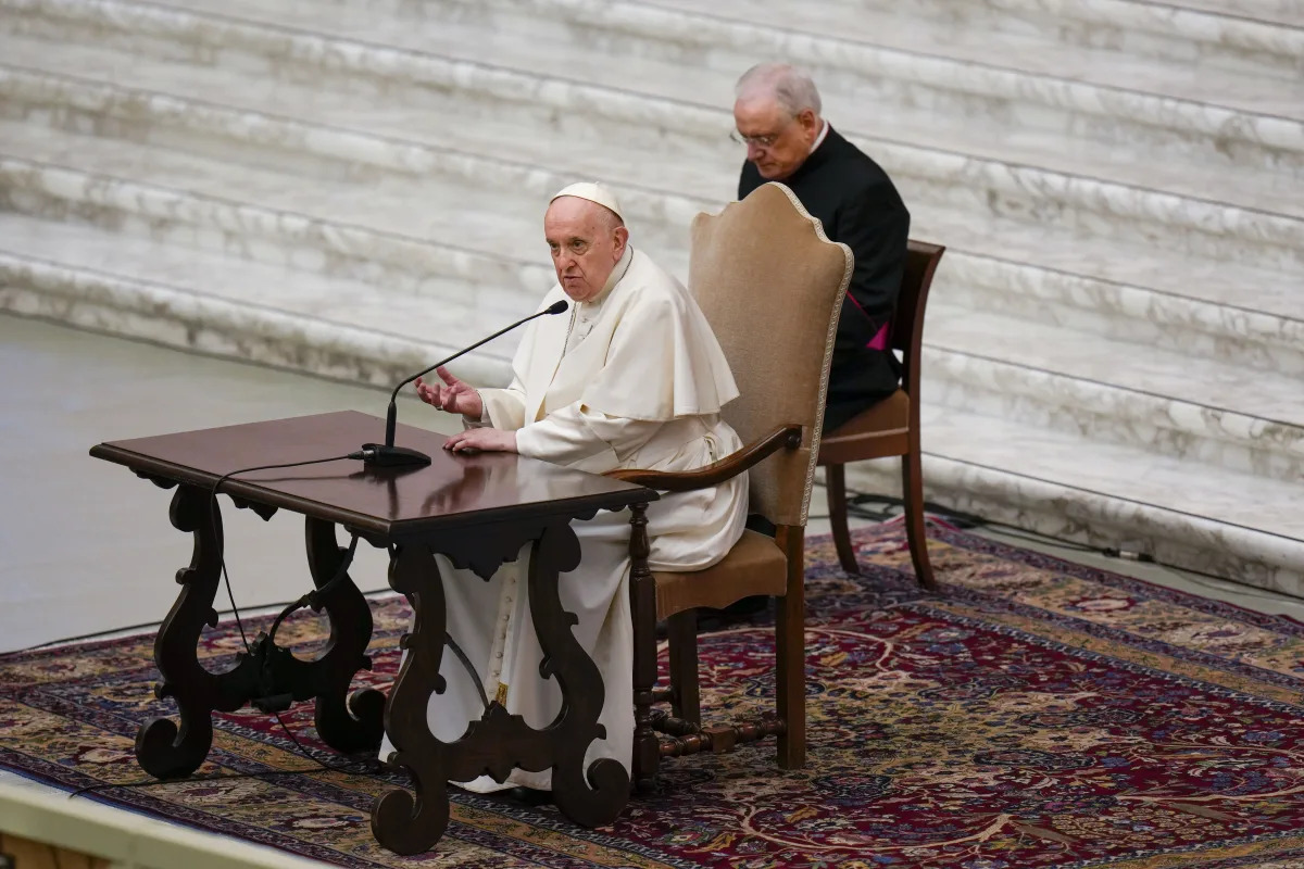 Pope decries divisions caused by old-school liturgy fans