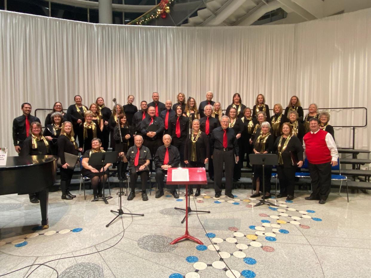 The Cuyahoga Falls Community Chorus, under the direction of Ted Shure, has returned to the concert stage after a long three-year hiatus due to the COVID pandemic.  Their full concert program will take place on Saturday, Dec. 3, at 7 pm at St. Luke’s Lutheran Church in Cuyahoga Falls.