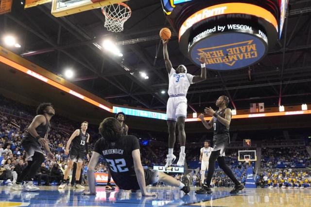 An energized UCLA gets back in win column with victory over Washington -  Yahoo Sports