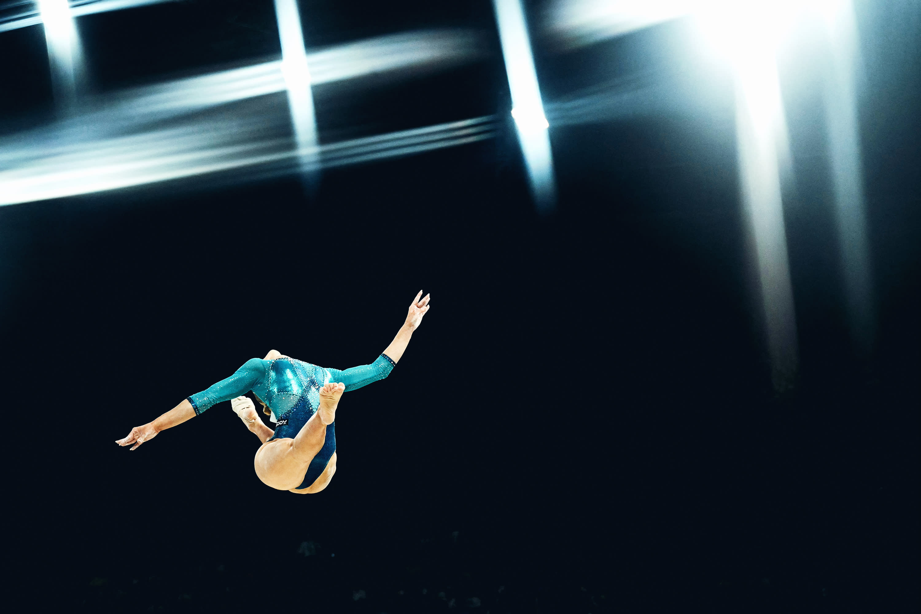  Italy's Alice D'amato competes in the balance beam event of the artistic gymnastics women's all around final during the Paris 2024 Olympic Games at the Bercy Arena in Paris, on August 1, 2024.  (Photo by LOIC VENANCE/AFP via Getty Images)