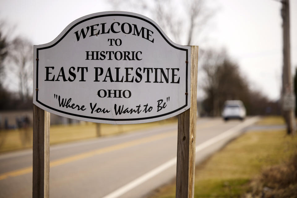 Image: A sign welcomes visitors to East Palestine, Ohio.  (Angelo Merendino / Getty Images file)