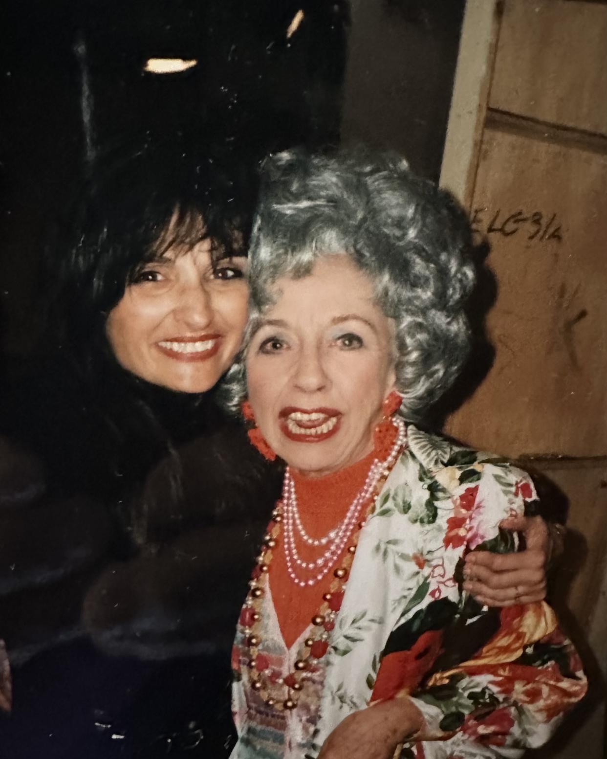 Gordon poses with Ann Morgan Guilbert, who played the iconic Yetta Rosenberg. (Terry Gordon) 