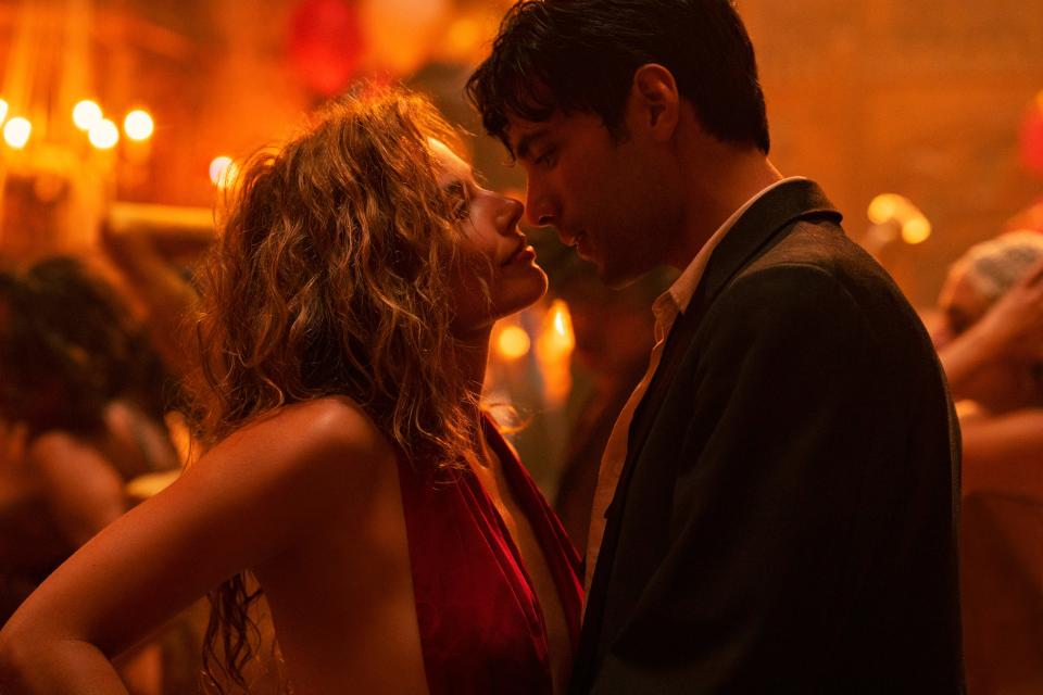 Margot Robbie plays aspiring actress Nellie LaRoy and Diego Calva is film assistant Manny Torres in Damien Chazelle's 1920s Hollywood drama "Babylon."