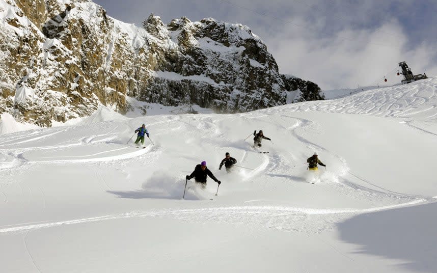 There are some great off-piste routes for experts