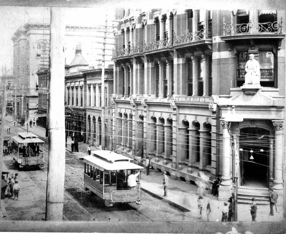 Old Courier Journal building, 4th and Green (now Liberty), undated