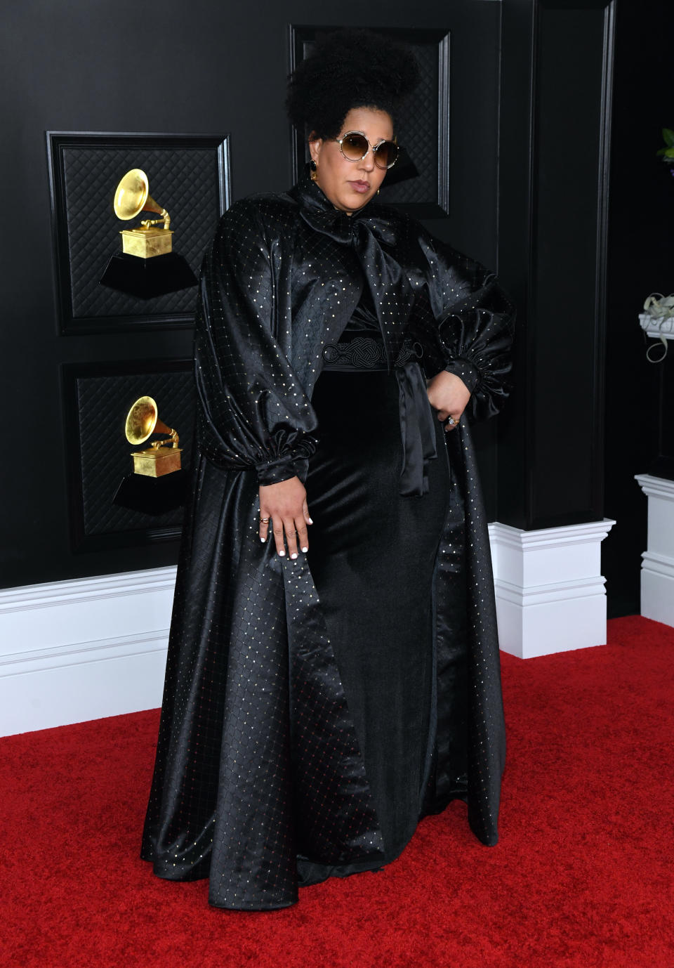 <p>El premio a la Mejor Canción Rock fue para Brittany Howard, pero la artista no nos conquistó con su estilismo. ¡Suspendida! (Foto: Kevin Mazur / Getty Images)</p> 