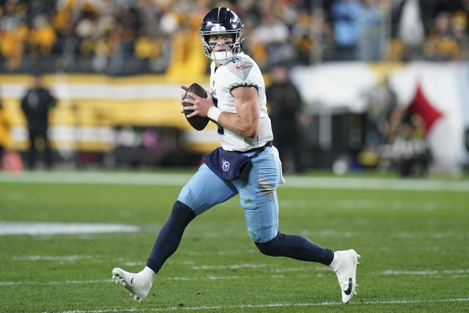 Tennessee Titans quarterback Will Levis looks to throw the ball against the Pittsburgh Steelers during the first half of an NFL football game Thursday, Nov. 2, 2023, in Pittsburgh. (AP Photo/Matt Freed)